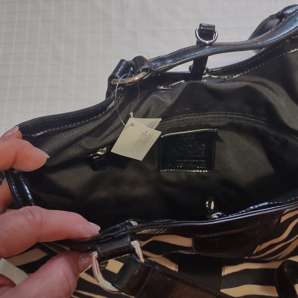 Handbag - Picture 5 of 7
